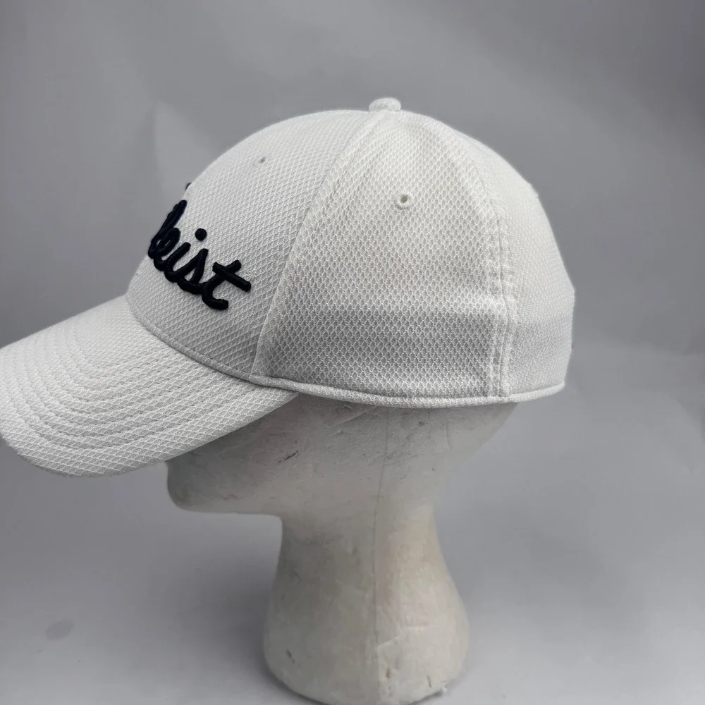 Titleist Golf White Hat Large/XL New Era
